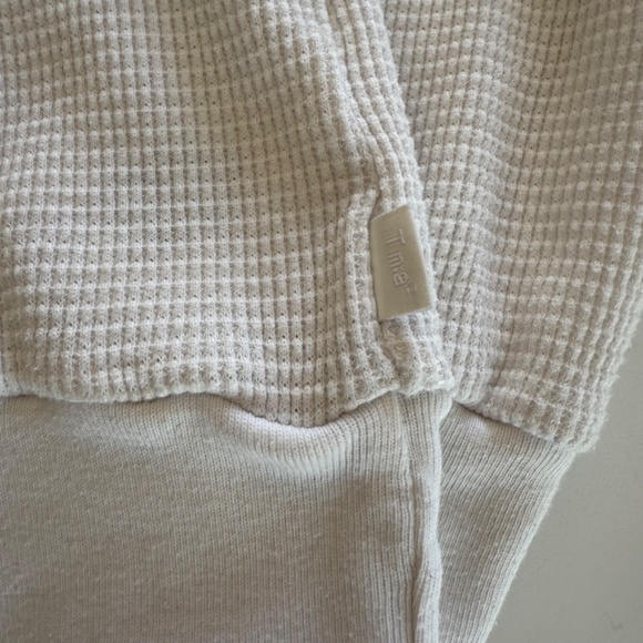 TNA-Aritzia-White-Waffle-1/4 Zip-Pullover-Oversized-Comfy-Size M - Picture 3 of 10